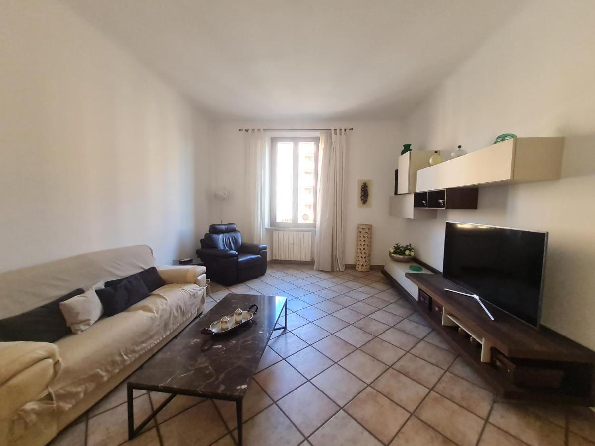 Niguarda - Palanzone cozy 2BRoom apartment Milano Esterno foto